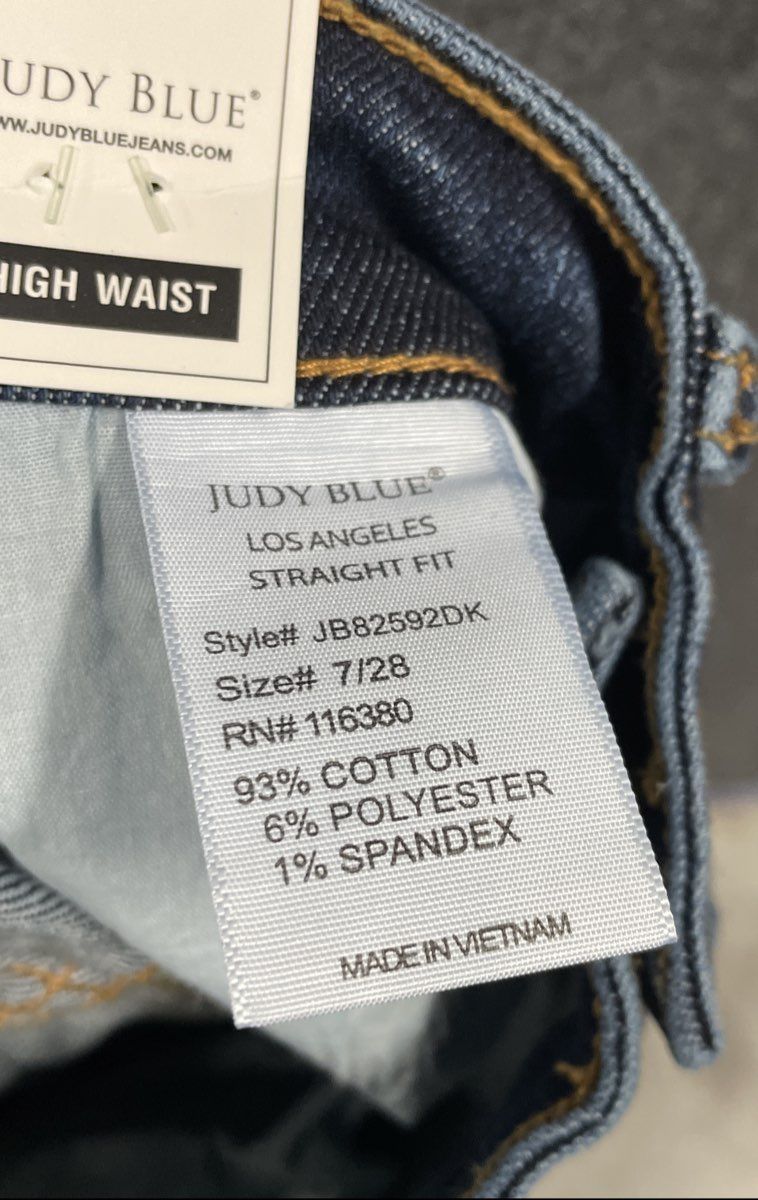 Judy Blue Women's High Waist Straight Fit Distressed Raw Hem Blue Jeans NWT 7/28