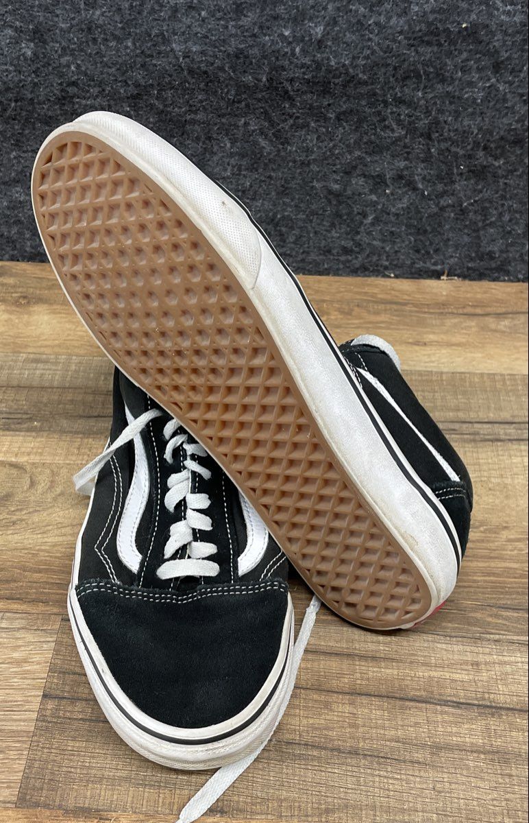 Vans Old Skool Black White Low Top Sneakers Men's Size 9 Women's 10.5