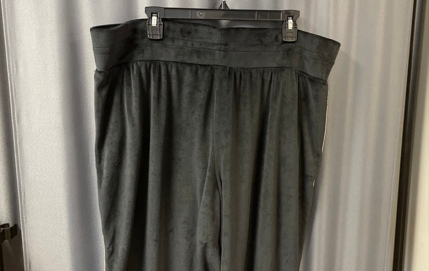 Victoria's Secret Women's Black Velour Rhinestone Stripe Jogger Pants XXL