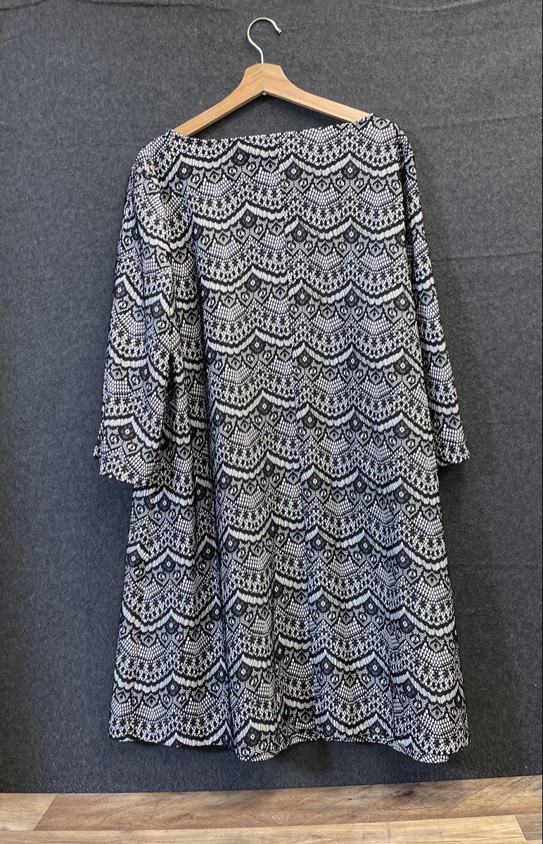 Nina Leonard Women's Black & White Lace Print Scalloped Dress Sz 2X