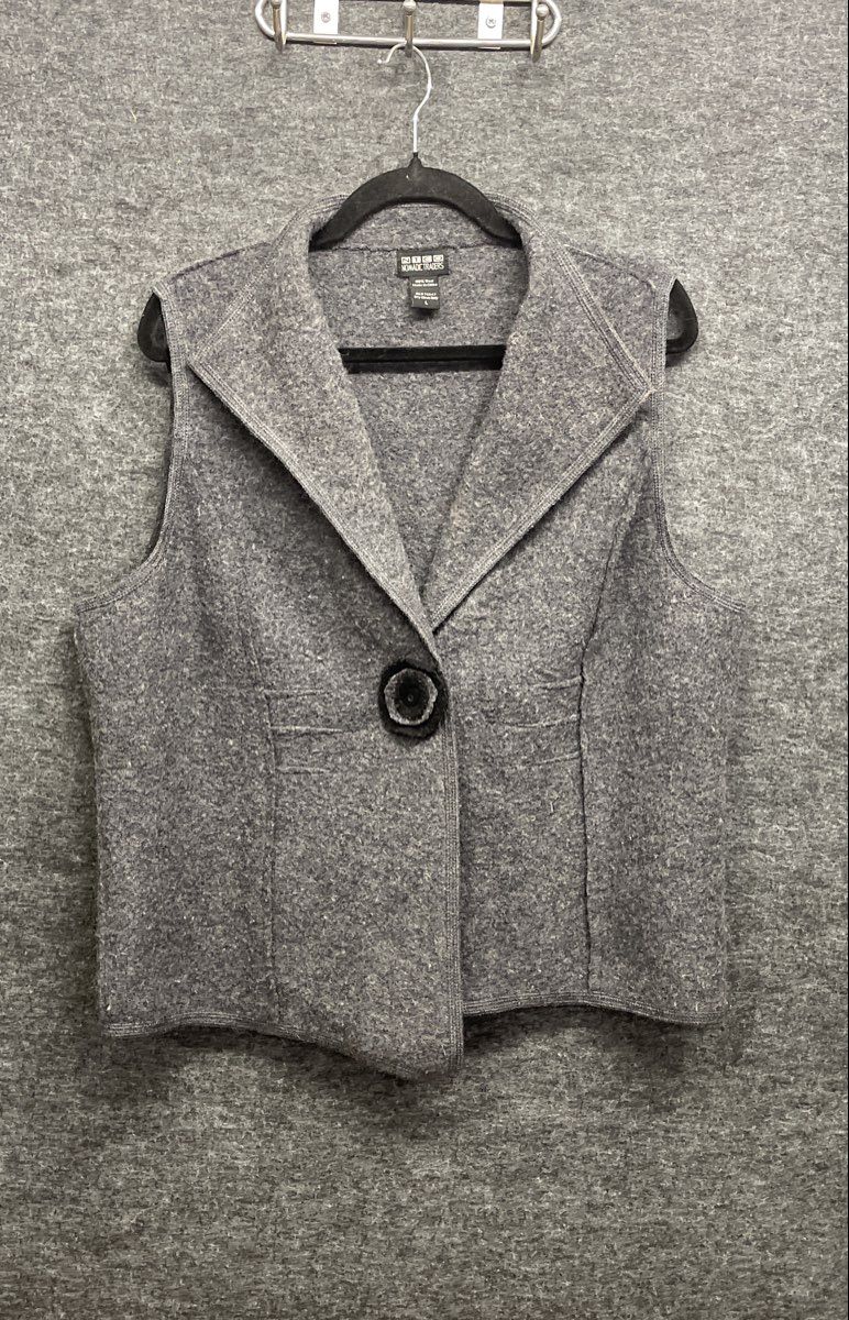 Nomadic Traders Women's Gray 100% Wool Flower Button Asymmetric Vest Sz L