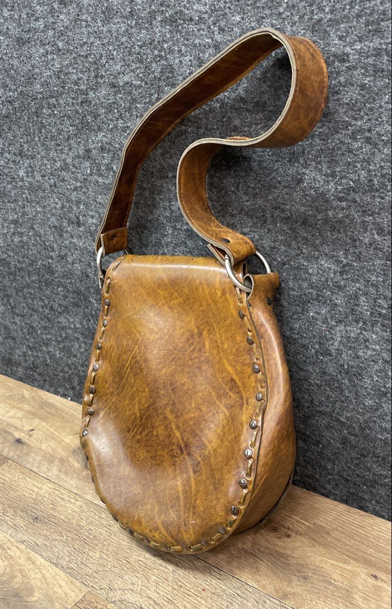 Vintage 1970s Brown Tooled Leather Floral Handmade Shoulder Bag