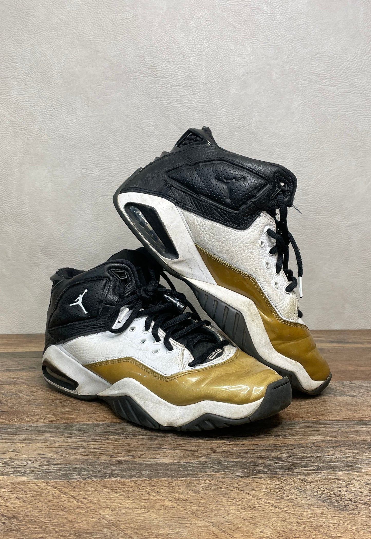 Nike Air Jordan B'Loyal White Black Metallic Gold Basketball Sneakers Size 8