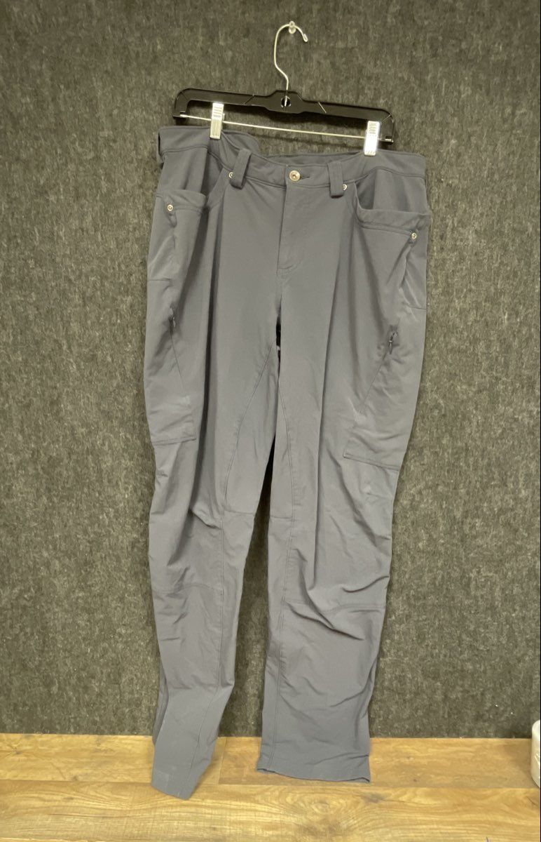 Duluth Trading Co Women's Gray Dry on the Fly Nylon Cargo Hiking Pants Sz 16x33