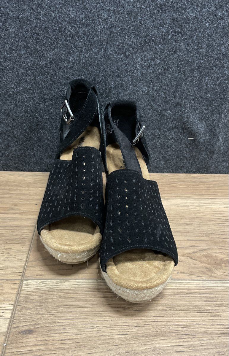 Minnetonka Brea Black Leather Perforated Espadrille Wedge Sandals Size 8