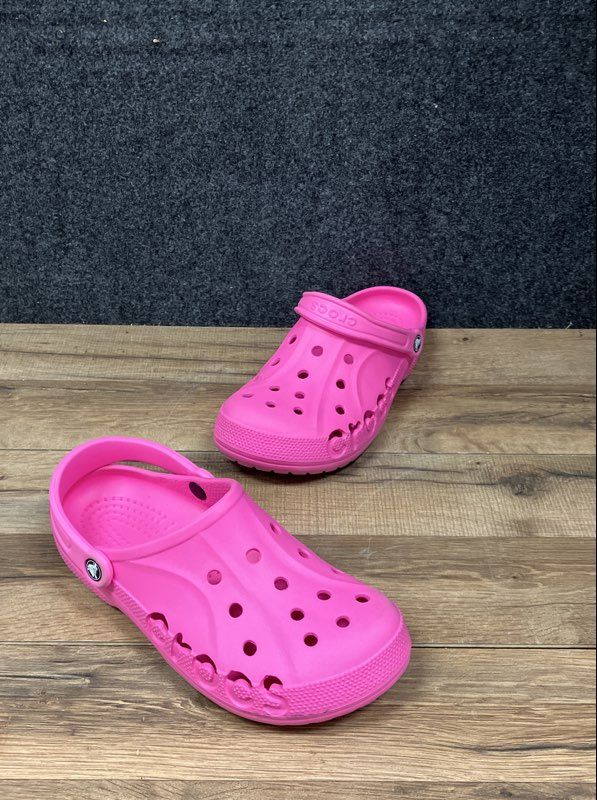Crocs Classic Clog Electric Pink Rubber Mules Men's 8 Women's 10