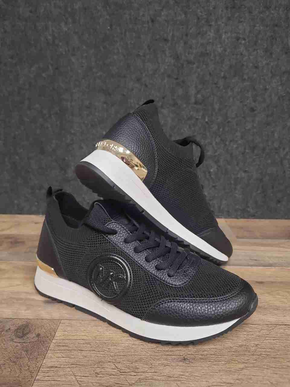 Michael Kors Black Gold Knit Low Top Trainer Sneakers Women's Size 7M