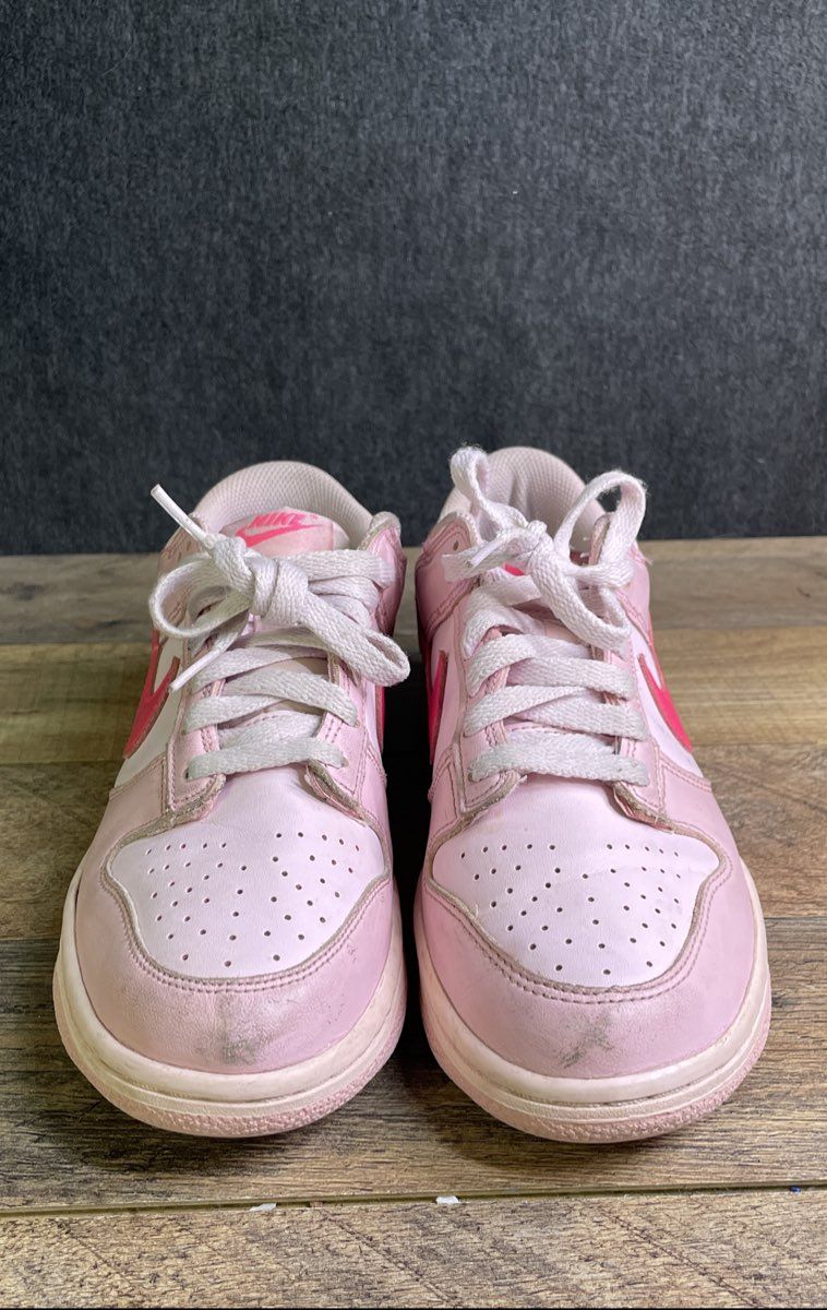 Nike Dunk Low GS Triple Pink Hyper Pink Leather Sneakers Size 7Y