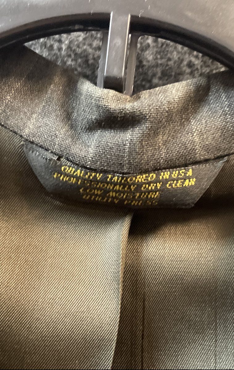 Vintage Palm Beach Men's Gray Pinstripe Suit Jacket Blazer Two Button USA