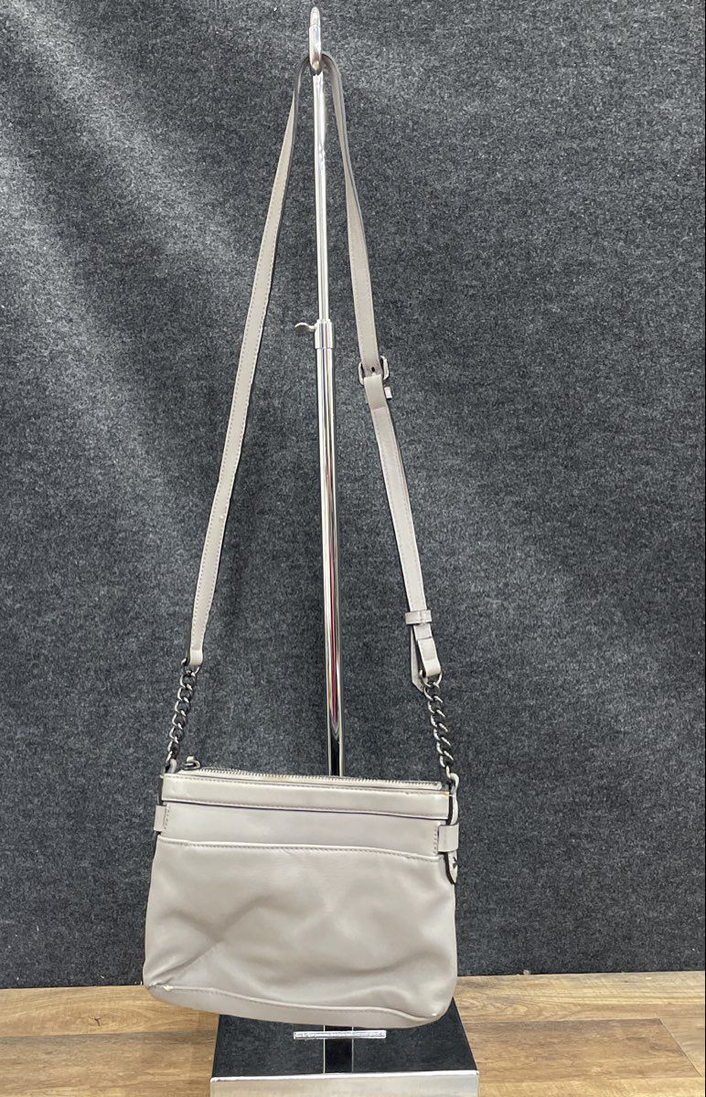 Simply Vera Vera Wang Grey Leather Floral Print Crossbody Bag Gunmetal Hardware