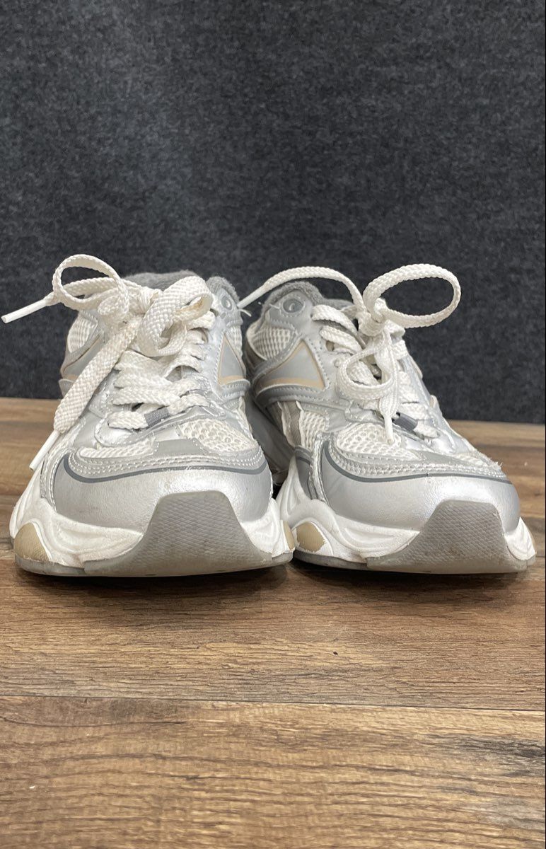 Reebok Royal Turbo Impulse White Grey Silver Sneakers Womens Size 8.5
