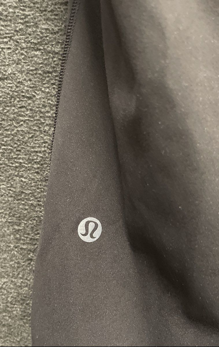 Lululemon Women's Black Swift Speed High-Rise Crop 21" Leggings Pockets Sz 8