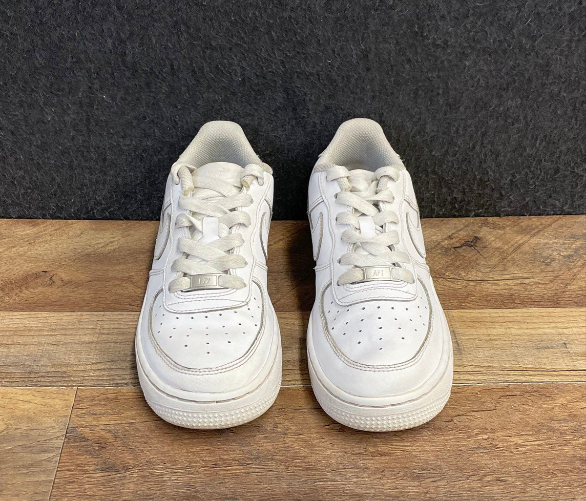 Nike Air Force 1 Low Triple White Youth Sneakers Size 5.5Y