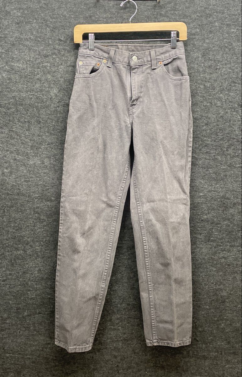Vintage 90s Levis 550 Womens Gray Relaxed Fit Tapered Leg Jeans Made in USA Sz 6