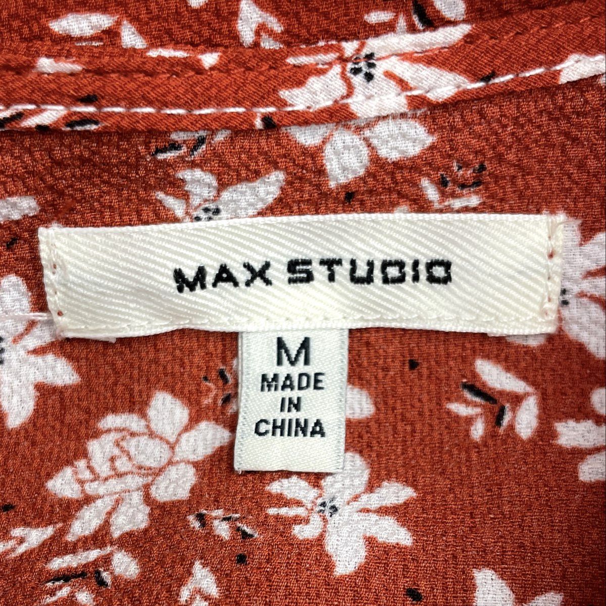 Max Studio Women's Rust Floral Tie Waist Smocked V-Neck Blouse Sz M