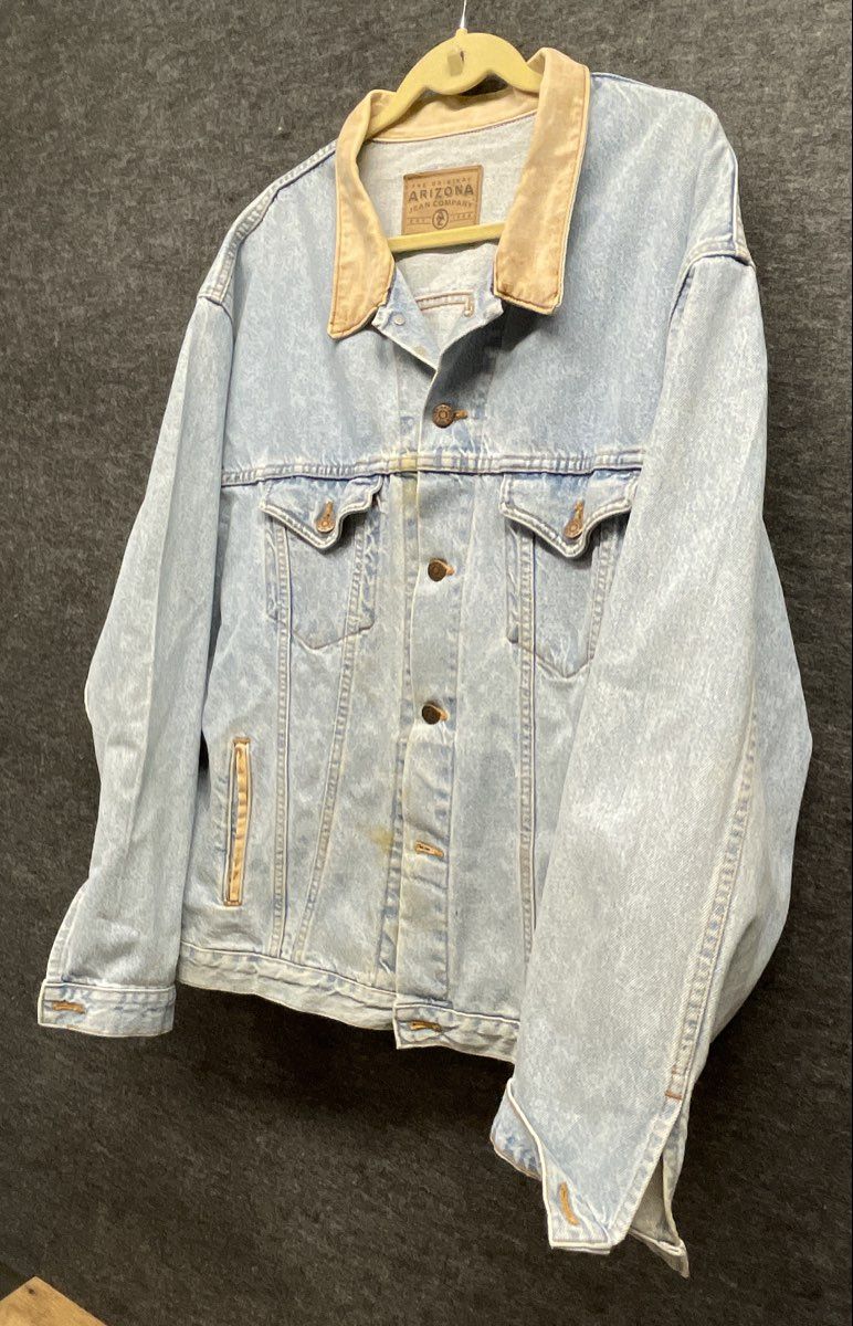 Arizona Jean Company Men's Vintage 90s Light Wash Denim Jacket Faux Collar XL