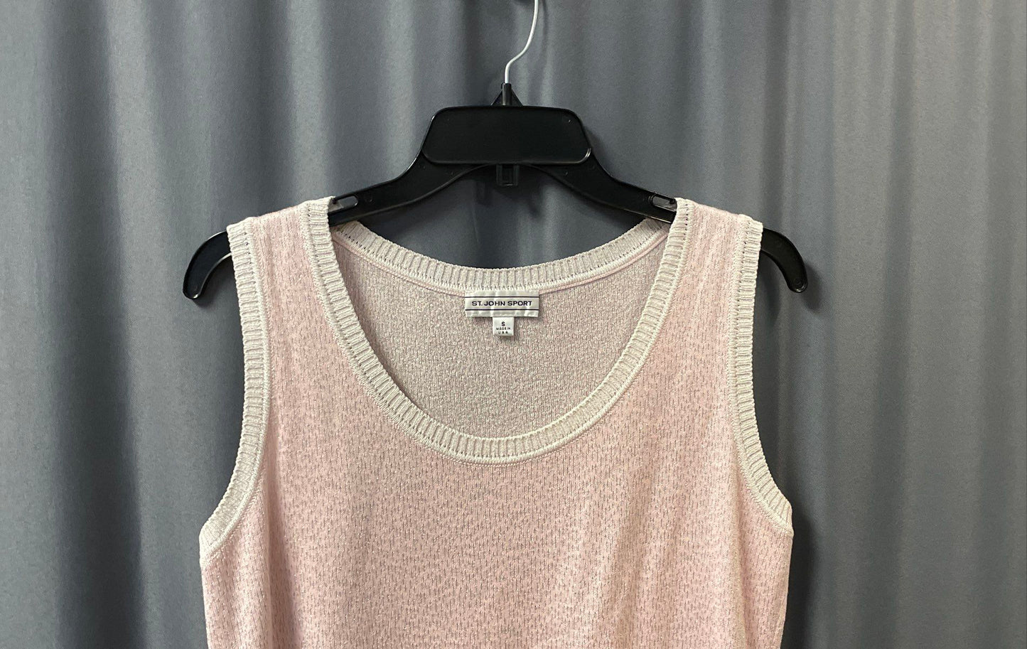 St. John Sport Women's Pink Silver Metallic Knit Sleeveless Top Tank Sz S USA