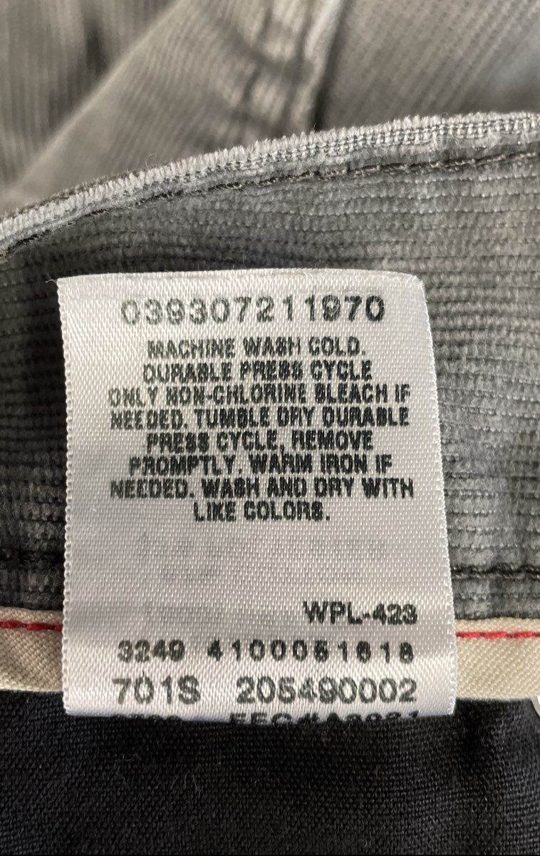 Levi's Men's 549 Low Loose Gray Corduroy Pants Y2K Size 40x30