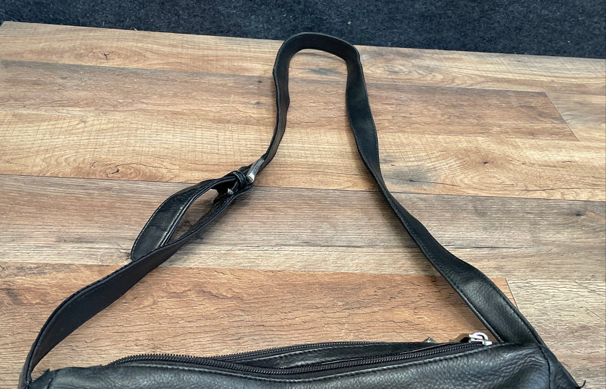 Vintage Stone Mountain Black Leather Crossbody Shoulder Bag Silver Hardware