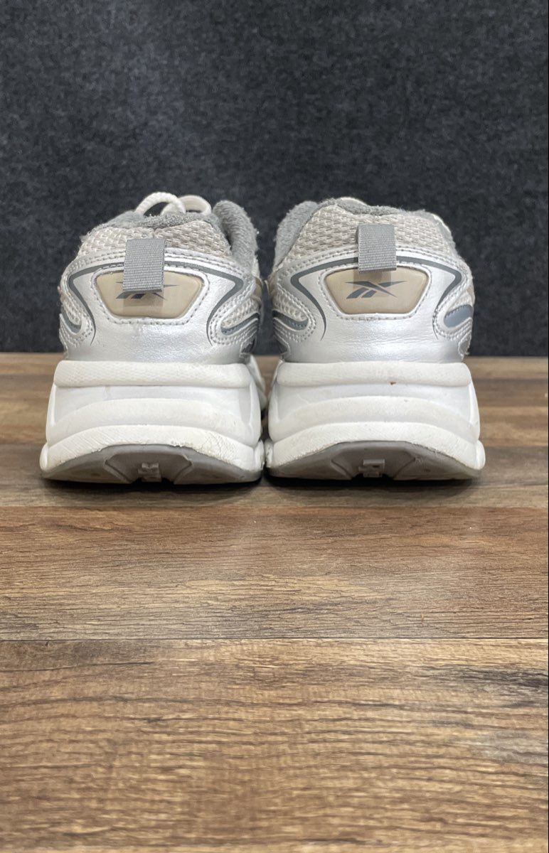 Reebok Royal Turbo Impulse White Grey Silver Sneakers Womens Size 8.5