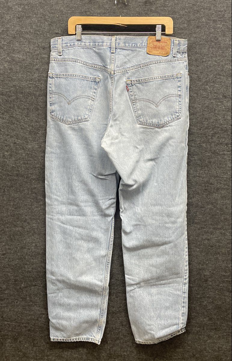 Levi's Men's Vintage 90s 550 Relaxed Fit Tapered Leg Light Wash Jeans Sz 38x34