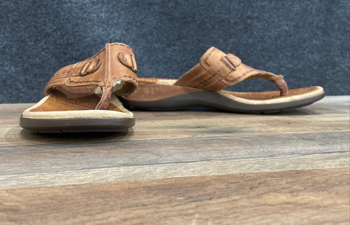 Ariat Brown Tooled Leather Flip Flop Thong Sandals Women's Size 8.5B