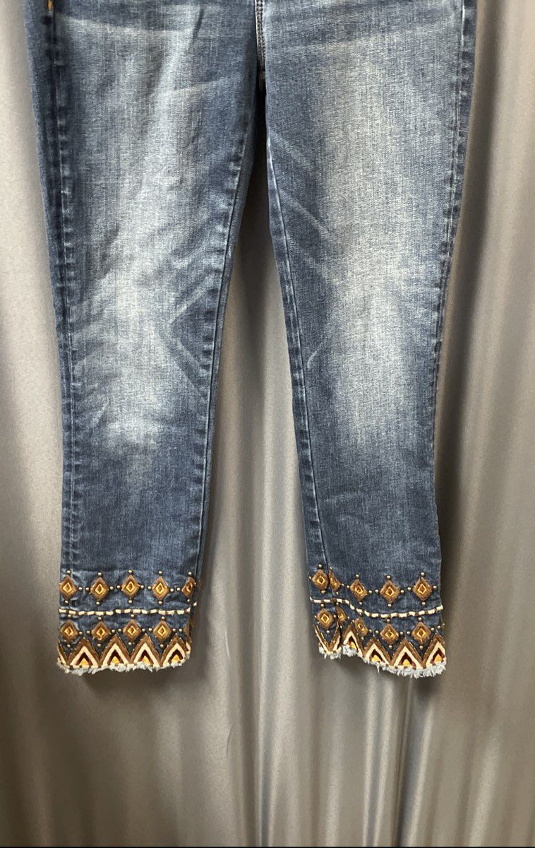 Driftwood Women's Colette Blue Embroidered Beaded Ankle Jeans Sz 26x26