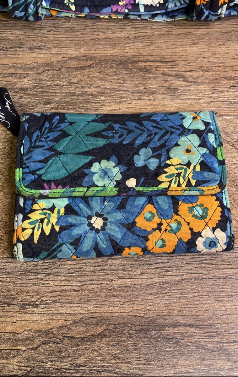 Vera Bradley Midnight Blues Floral Mandy Quilted Tote Bag & Wallet Set