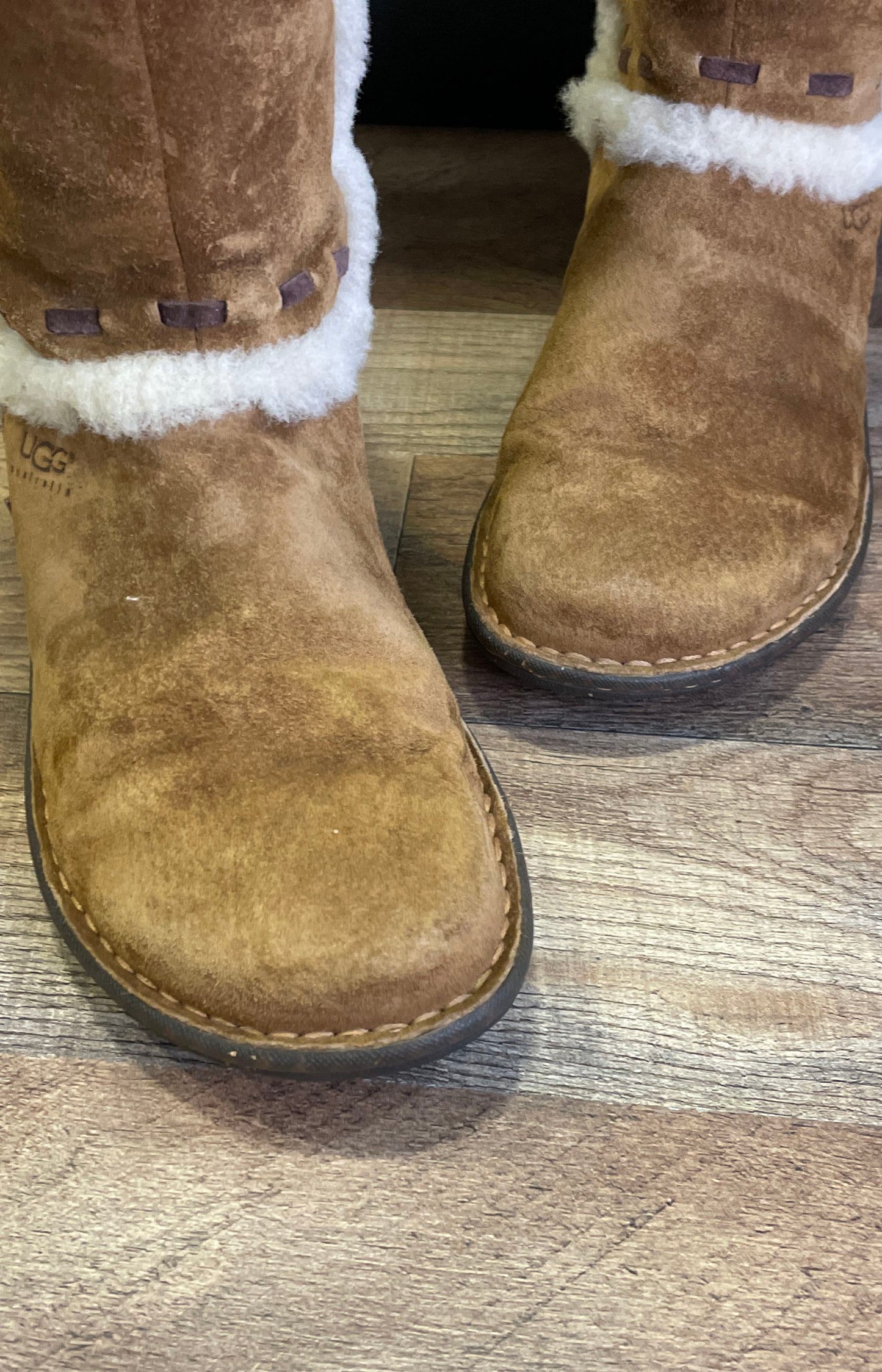 UGG Sunburst Tall Chestnut Suede Sheepskin Boots Size 6