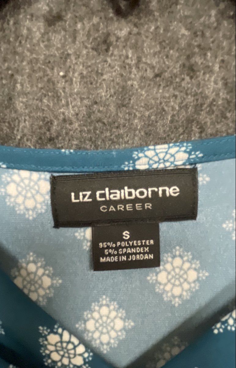 Liz Claiborne Women's Teal Medallion Pleated Gold Bar Accent Top Sz S