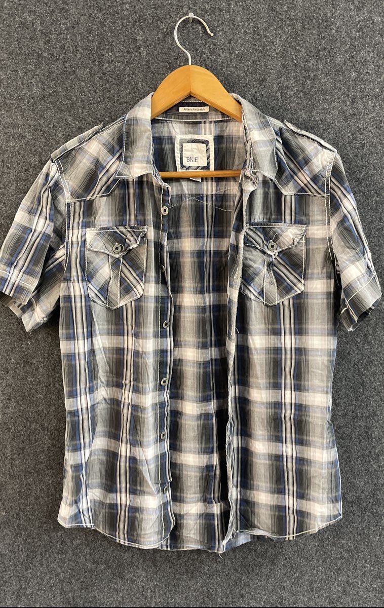 BKE Men's Gray Blue Plaid Athletic Fit Stretch Short Sleeve Button Up Shirt L