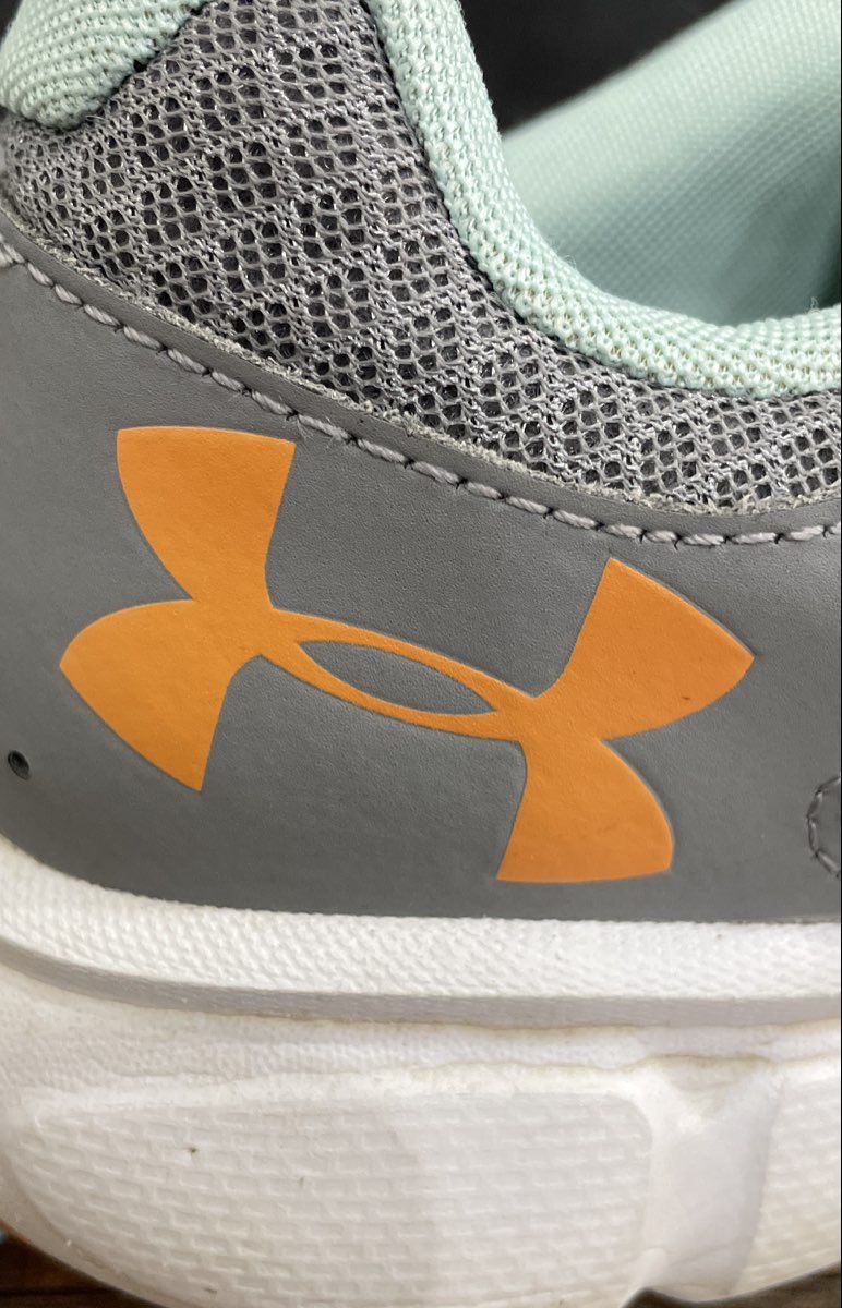 Under Armour Micro G Assert 6 Grey Orange Running Shoes Size 10