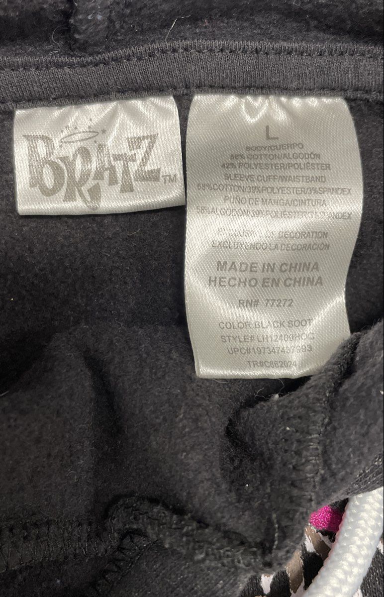 Bratz Women's Black Acid Wash Graphic Pullover Hoodie Hearts Y2K Style Sz L