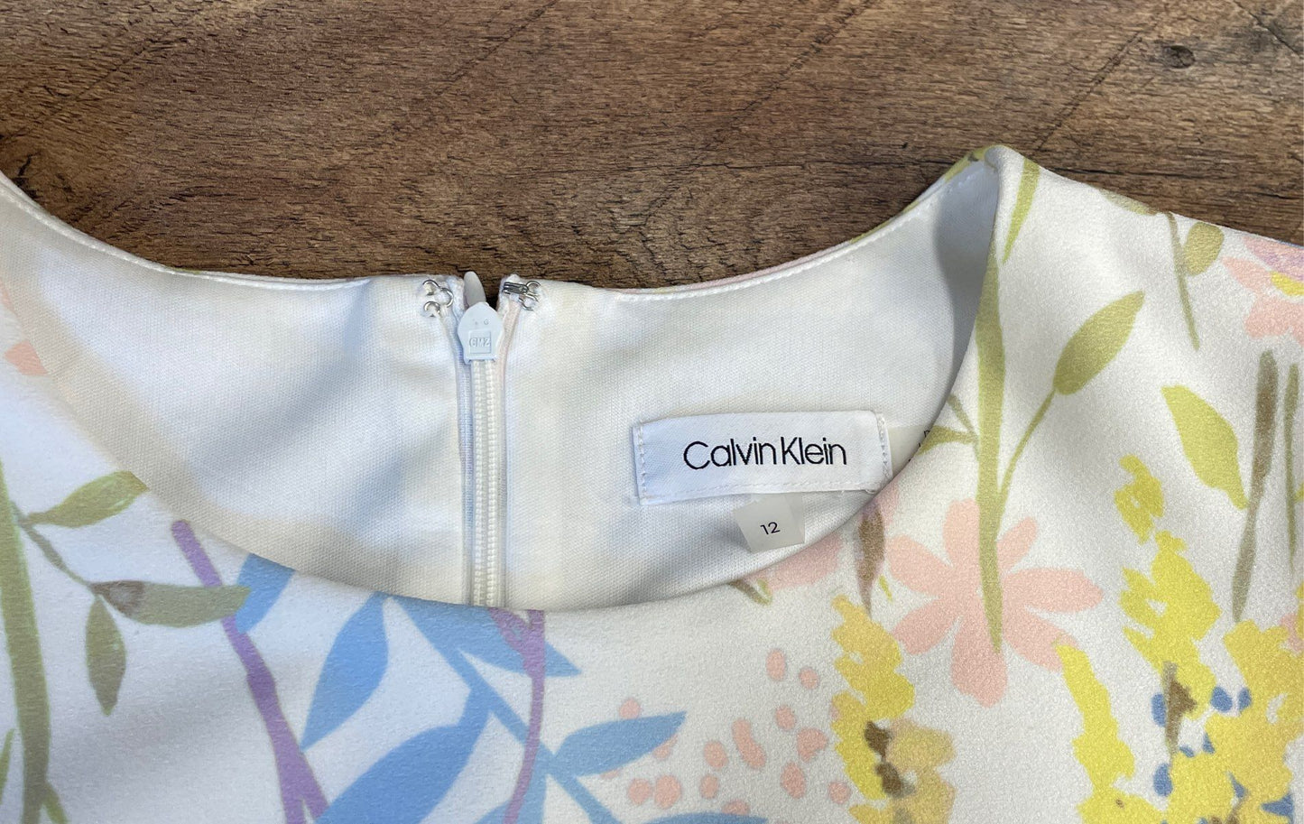 Calvin Klein Women's White Pastel Floral Puff Sleeve Ruffle Hem Dress Sz 12