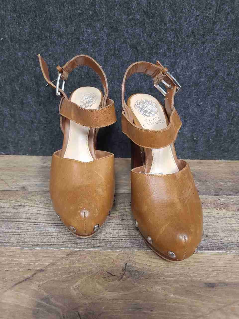 Vince Camuto Elric Tan Leather Studded Platform Clog Sandals Women's Size 7