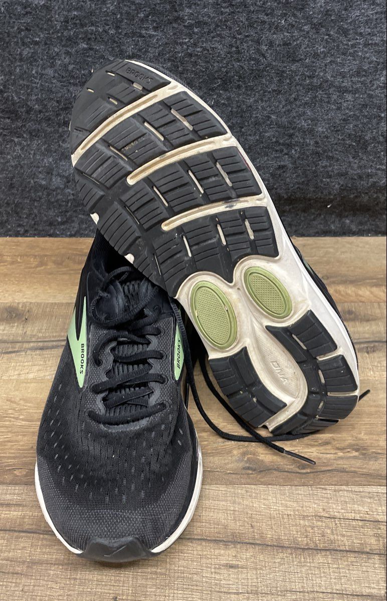 Brooks Dyad 11 Black Ebony Green Running Shoes Men's Size 12 Extra Wide 2E