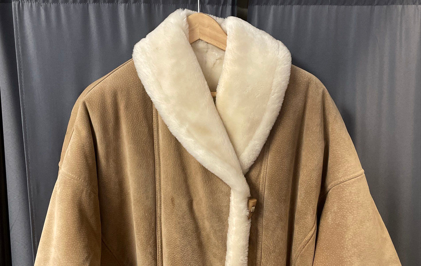 Vintage 90s Wilsons Leather Women's Tan Faux Fur Trim Shearling Style Coat Sz M