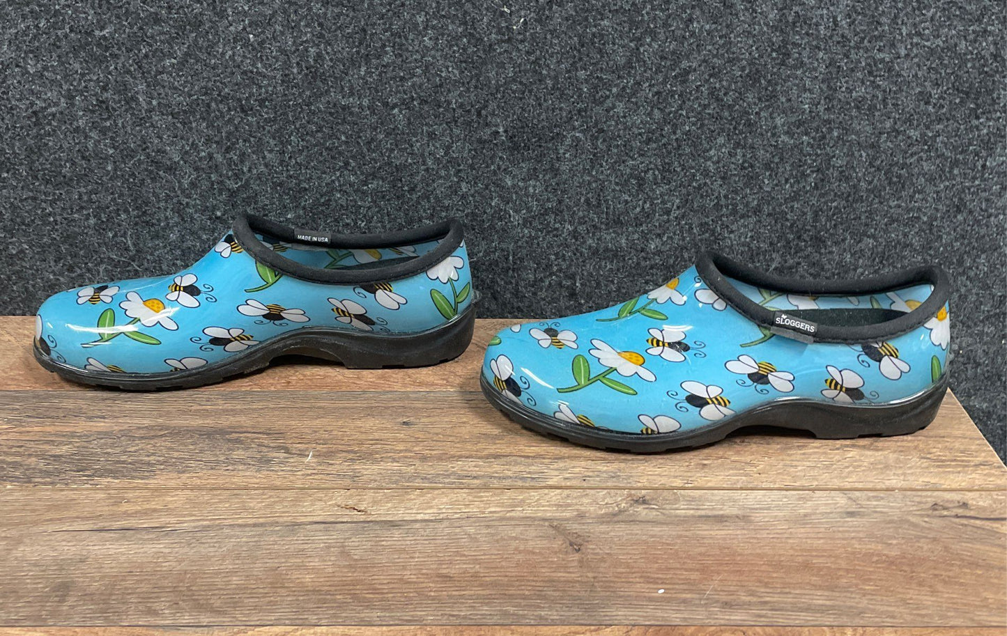 Sloggers Blue Daisy and Bee Print Waterproof Garden Shoes Rain Clogs Size 11