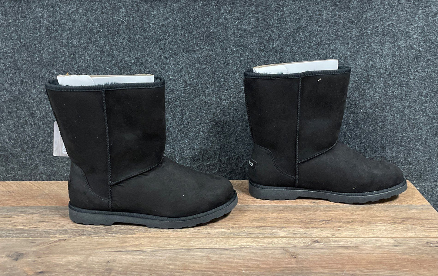 Makalu California Ani Black Faux Fur Lined Mid-Calf Boots Women's Size 8 NWT