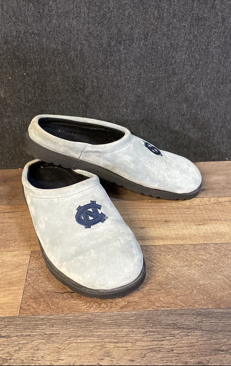 Hush Puppies UNC Tar Heels Suede Clog Slippers Light Blue Men 9 Women 11