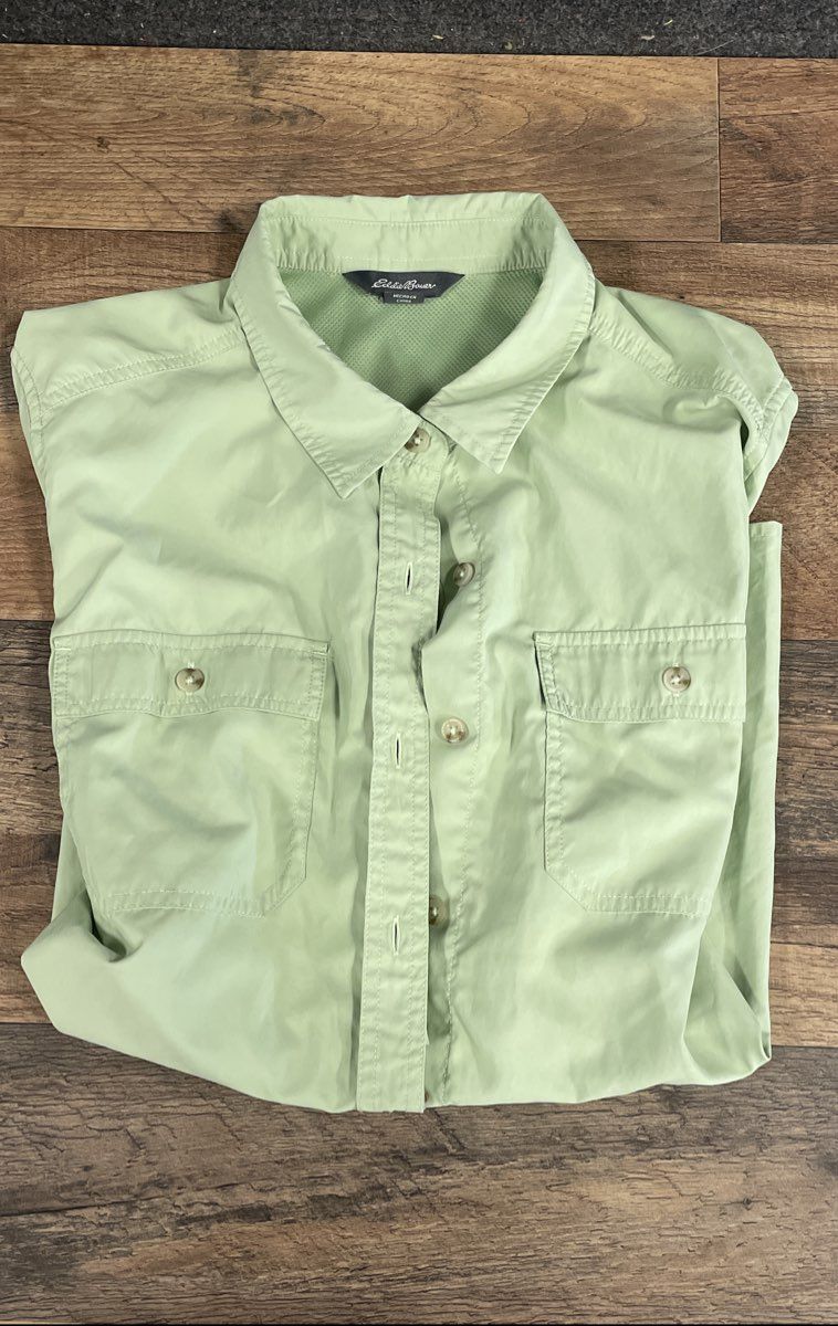 Eddie Bauer Women's Light Green Short Sleeve Outdoor Hiking Shirt Sz L