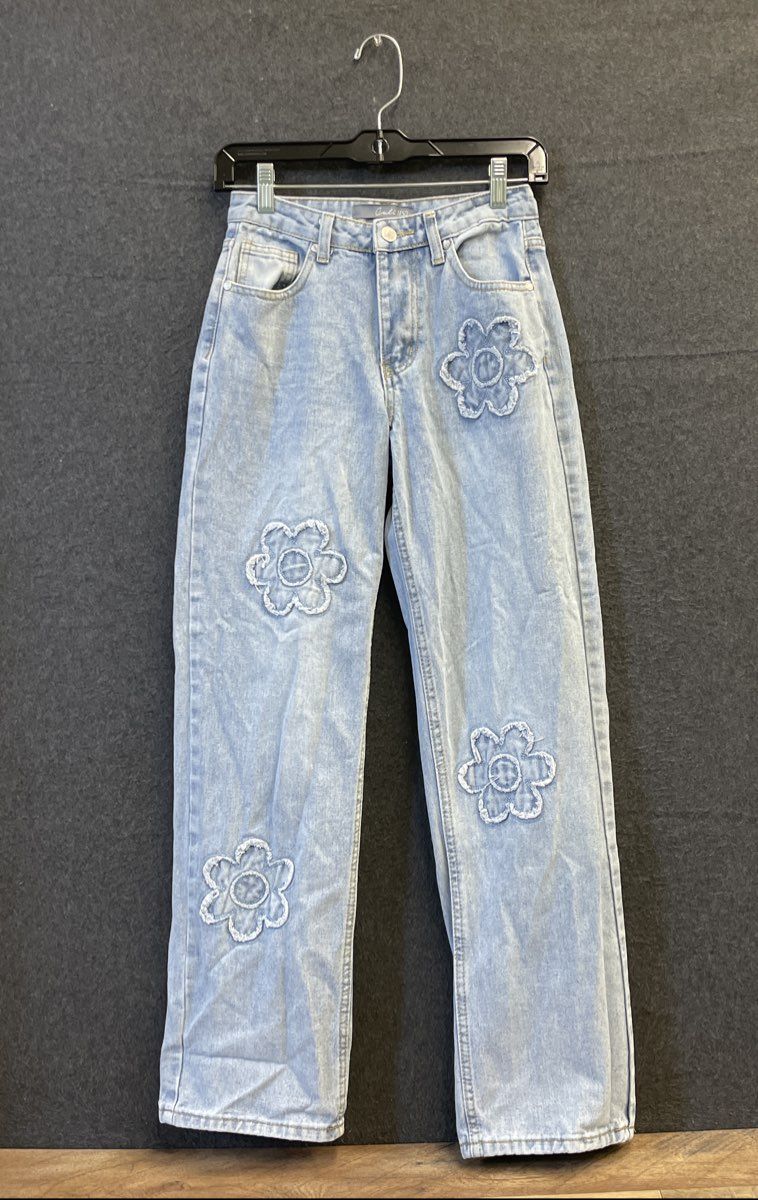 Cali 1850 Women's Light Wash Flower Embroidered Straight Leg Jeans Sz 3/26