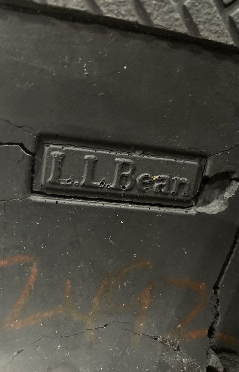 L.L. Bean Comfort Professional Dark Brown Leather Slip On Clogs Women's Size 9M