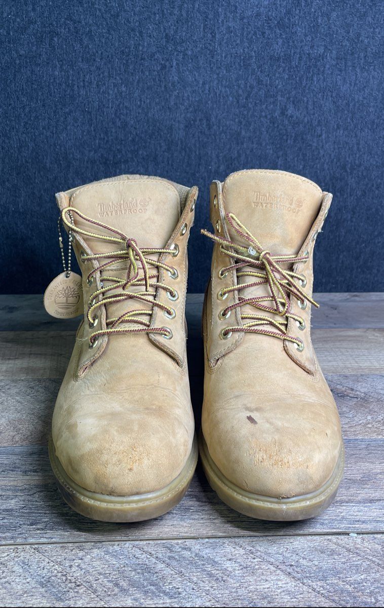 Timberland Men's 6-Inch Premium Waterproof Wheat Leather Boots Size 10