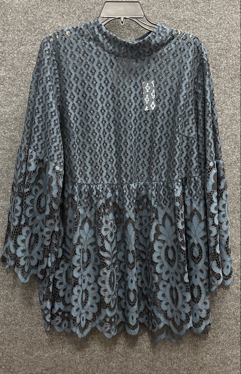 Lane Bryant Women's Teal Blue Lace Peplum Blouse High Neck Bell Sleeve NWT Sz 18