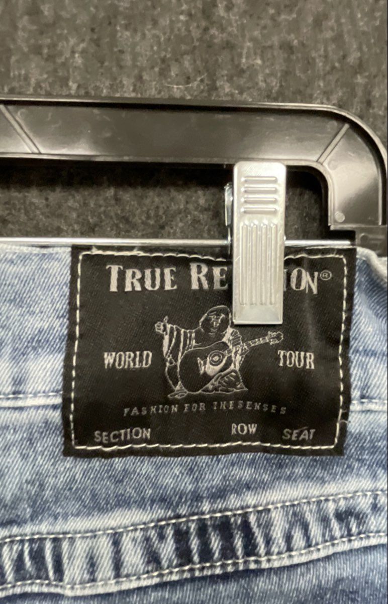 True Religion Men's Rocco Relaxed Skinny Jeans Light Wash Blue Size 31