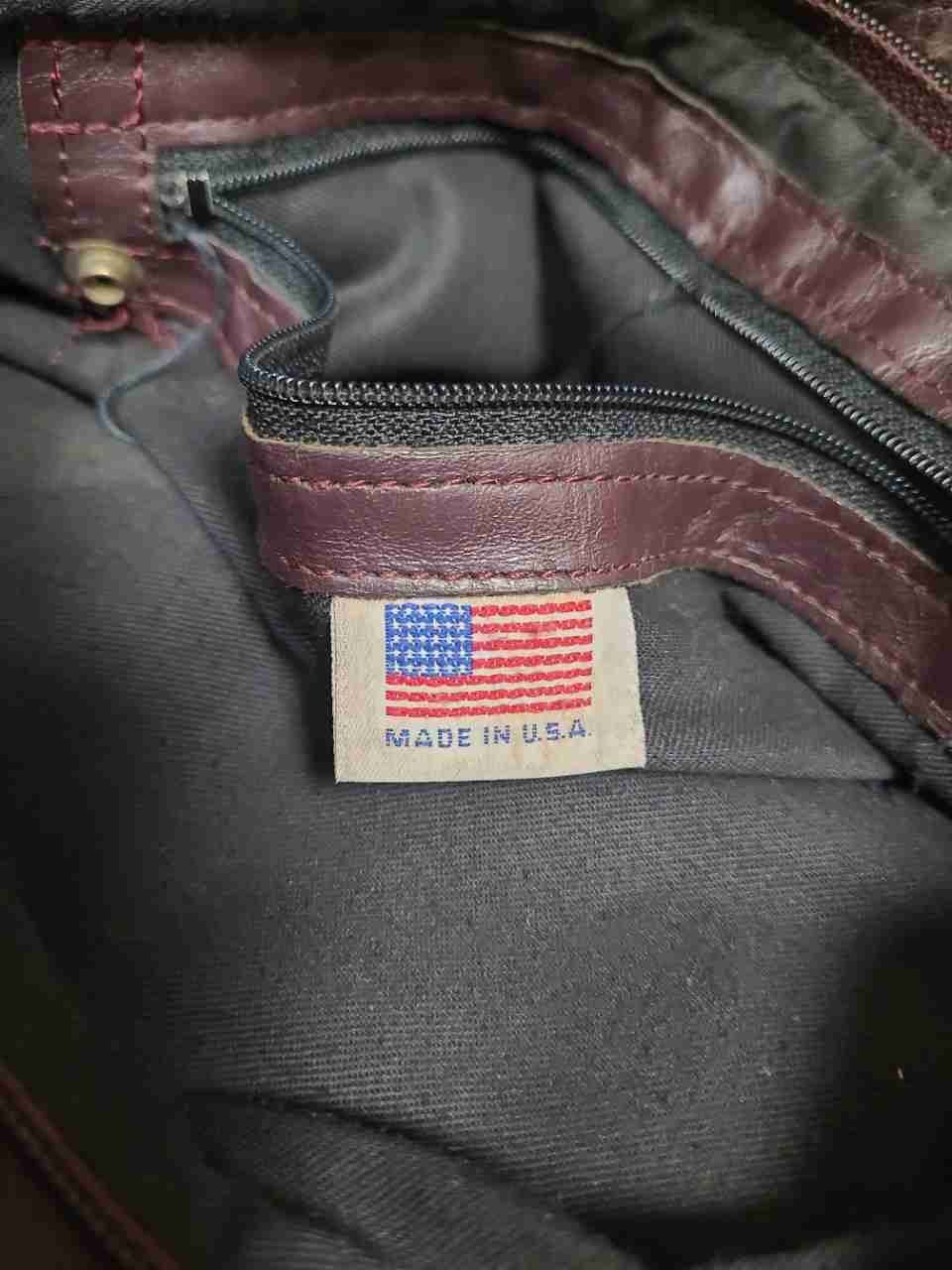 Vintage 90s Stone Mountain Burgundy Pebbled Leather Shoulder Bag Made in USA