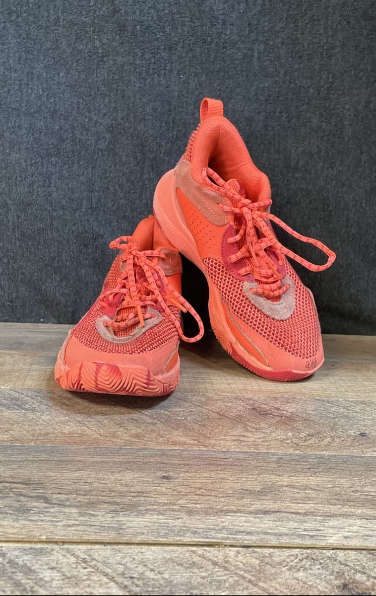 Under Armour Curry Hovr Splash Orange Red Basketball Shoes Youth Size 6Y