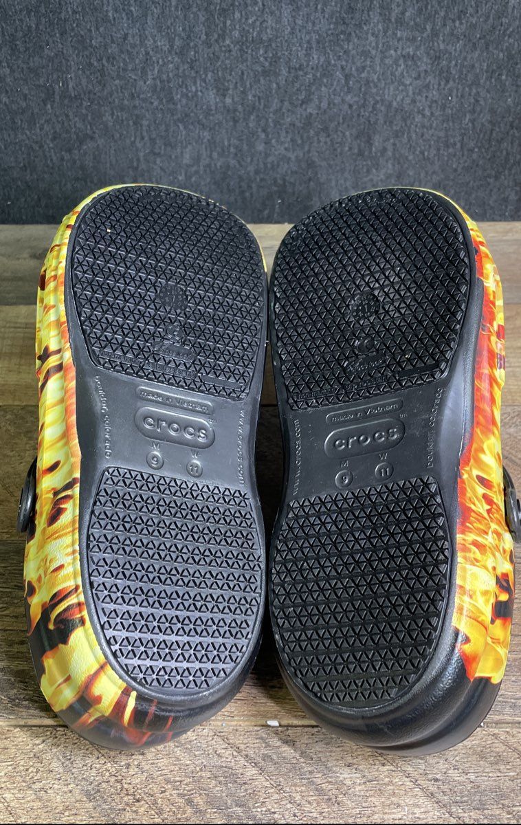 Crocs Bistro Graphic Flames Black Clogs Work Shoes Men's 9 Women's 11