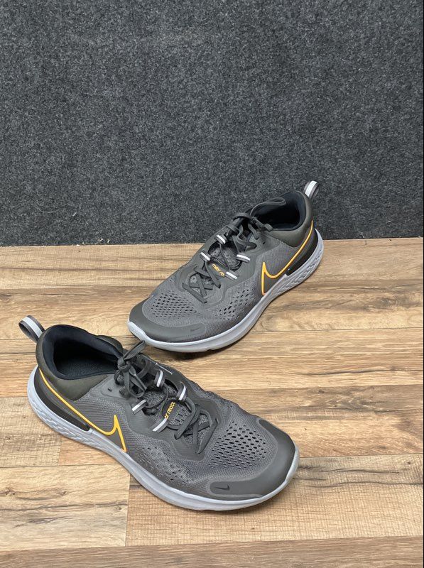 Nike React Miler 2 Grey University Gold Black Running Shoes Men's Size 14